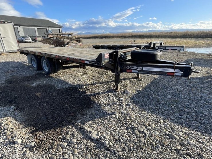 titan-trailer-image-5