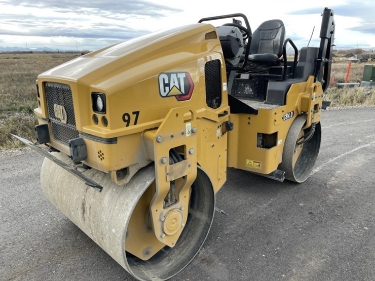caterpillar-cb4.0-image-1