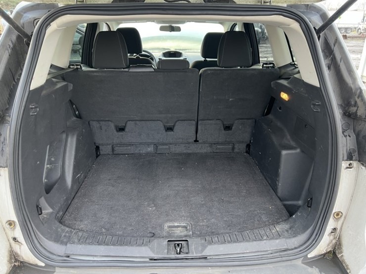 2013-ford-escape-image-19