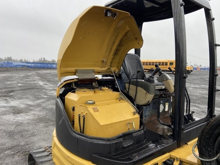 caterpillar-304-image-18