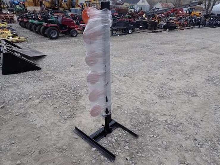 kit-container-3/8"-ar500-dueling-tree-shooting-target-image-2