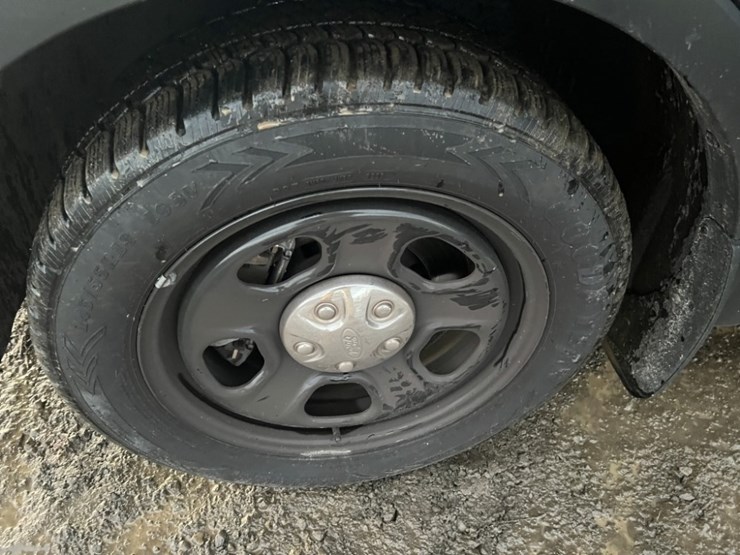 2017-ford-explorer-image-14