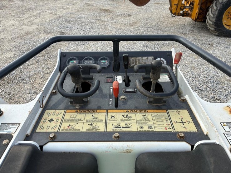 bobcat-mt85-image-18