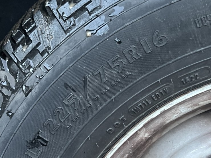 2008-ford-e350-image-19