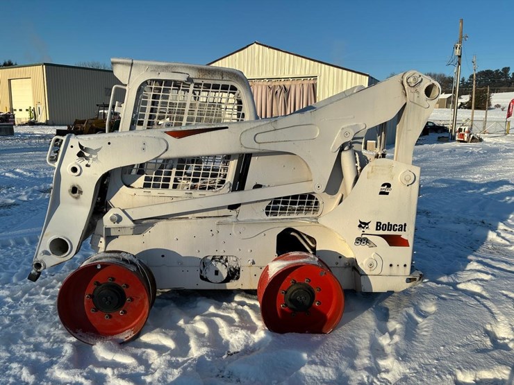 2020-bobcat-s850-image-2