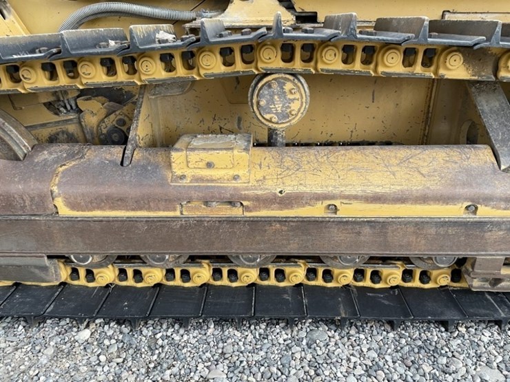 caterpillar-d3g-xl-image-15