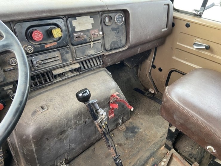 1988-international-s2600-image-14