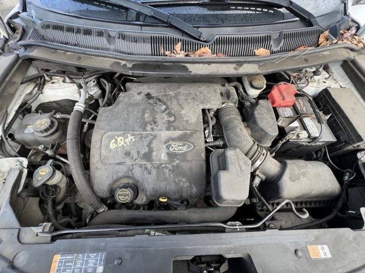 2014-ford-explorer-image-13