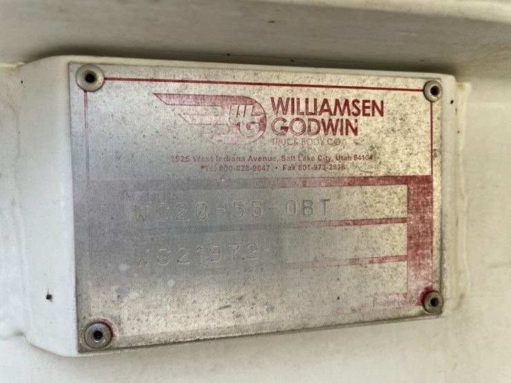 2020-peterbilt-389-image-20