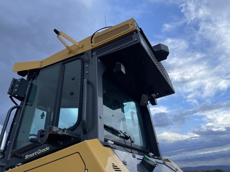 2022-deere-750l-image-26