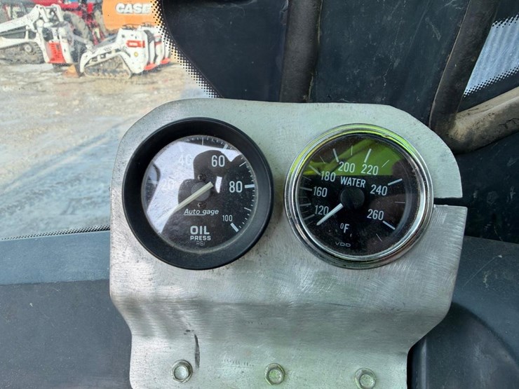 deere-tc44h-image-22