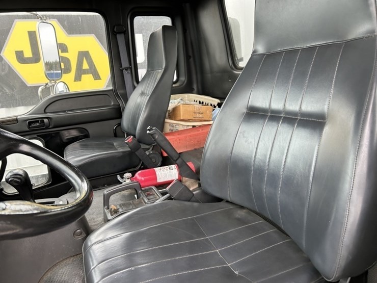 1998-chevrolet-t6500-image-17