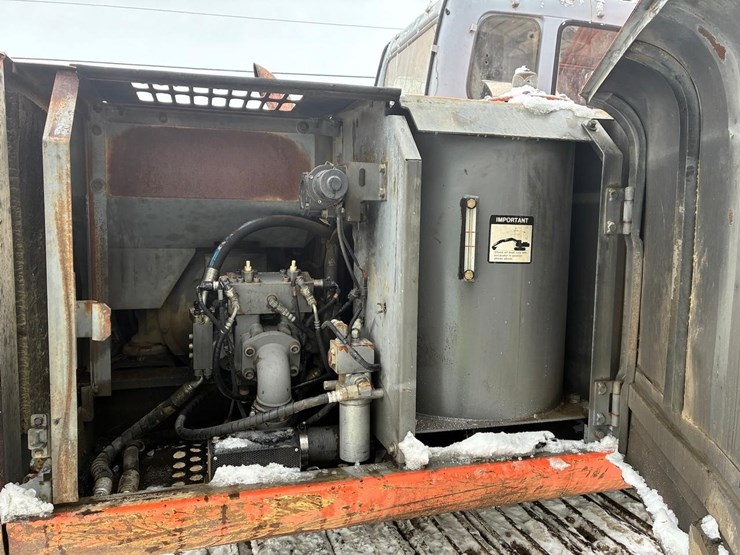 1998-hitachi-ex160-lc-5-image-21