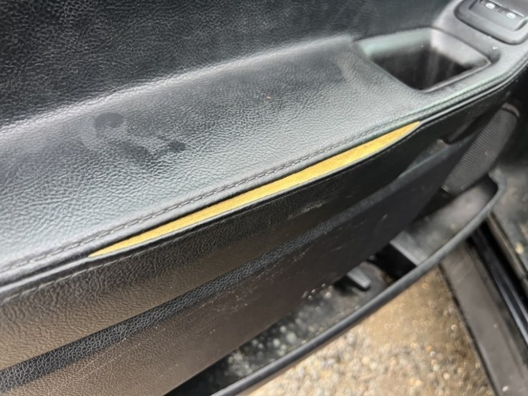 2018-ford-explorer-image-24