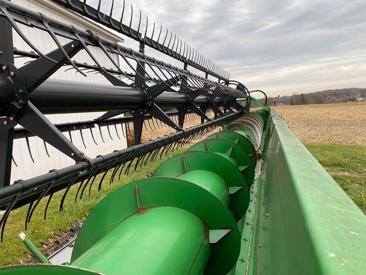 john-deere-630f-image-39