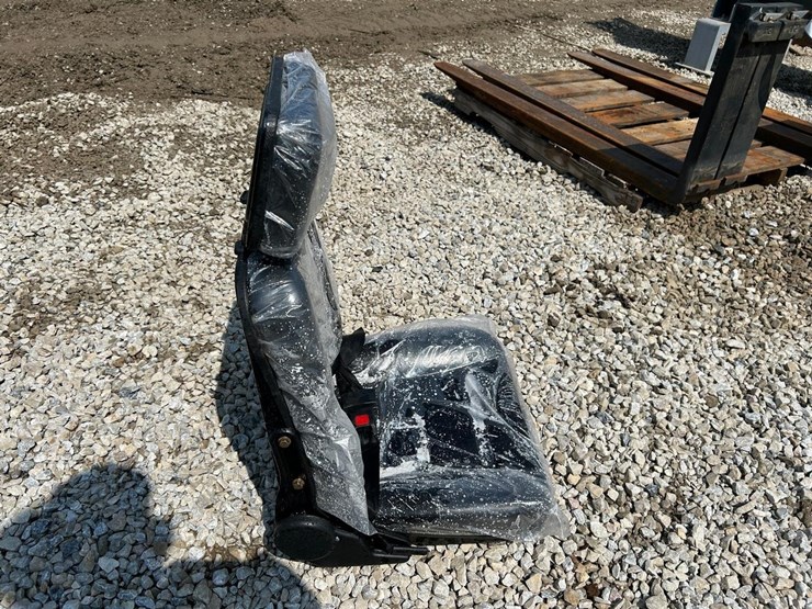 equipment-seat-image-4