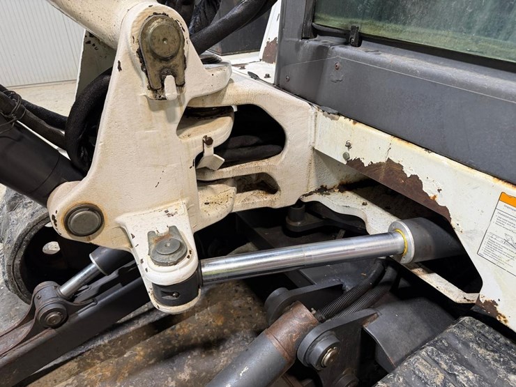 bobcat-337-image-10