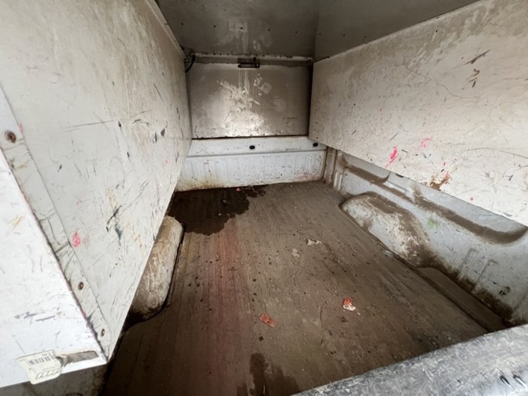 2011-chevrolet-silverado-2500-image-20