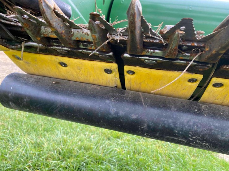 john-deere-630f-image-30