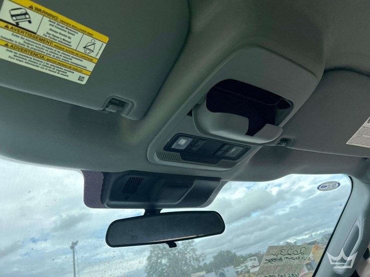 2023-ford-f150-image-17