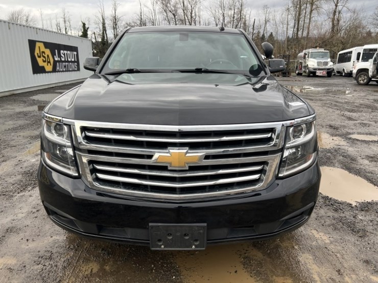 2020-chevrolet-tahoe-image-8