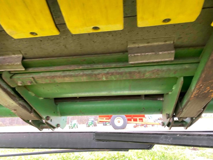 john-deere-630f-image-63