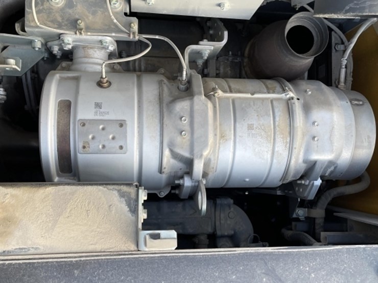 deere-345g-lc-image-35