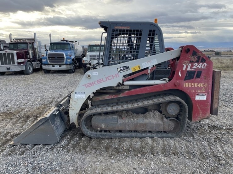 takeuchi-tl240-image-2