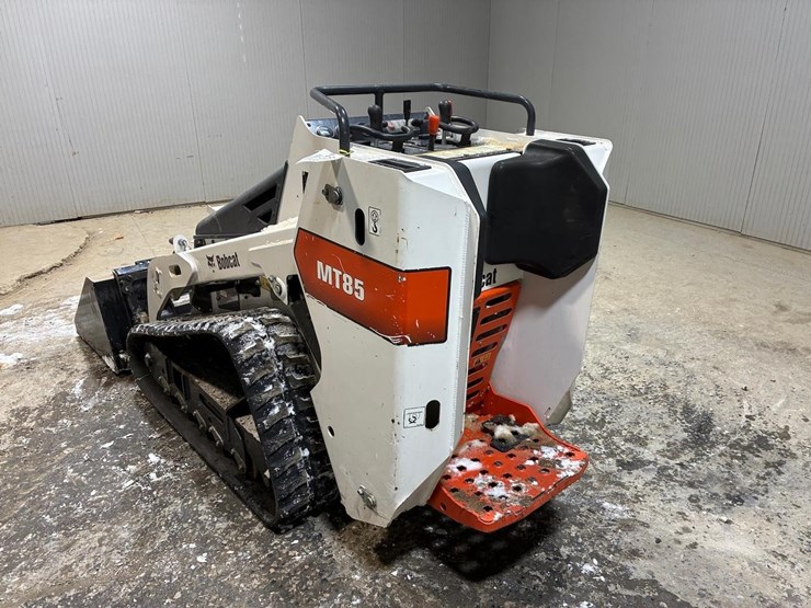 bobcat-mt85-image-4