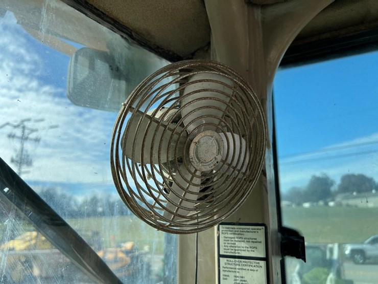 john-deere-444h-image-29