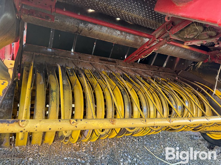 new-holland-688-image-20