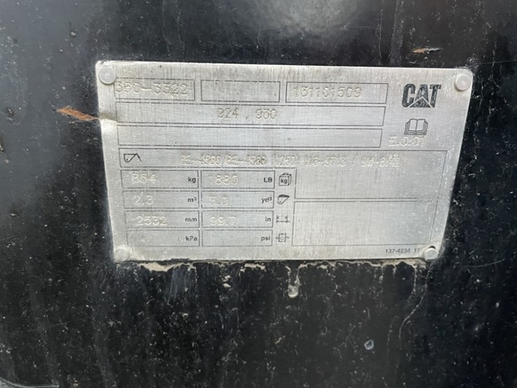 2014-caterpillar-930k-image-14