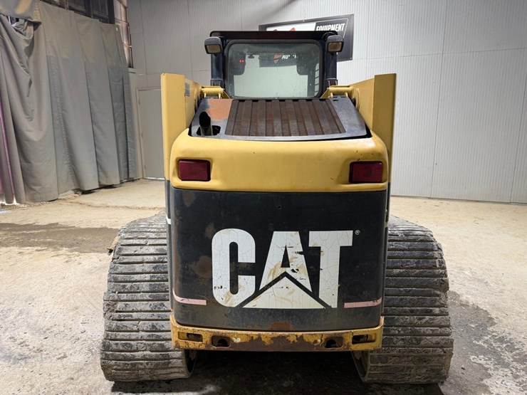 caterpillar-267b-image-4