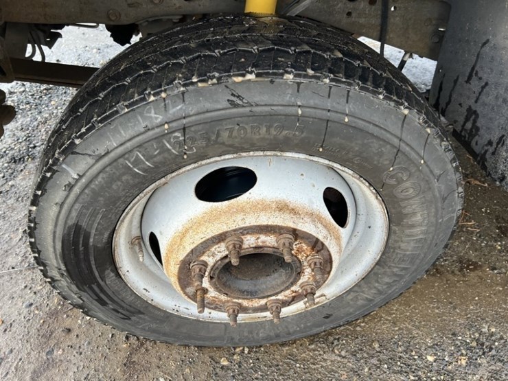 2003-ford-f450-image-15