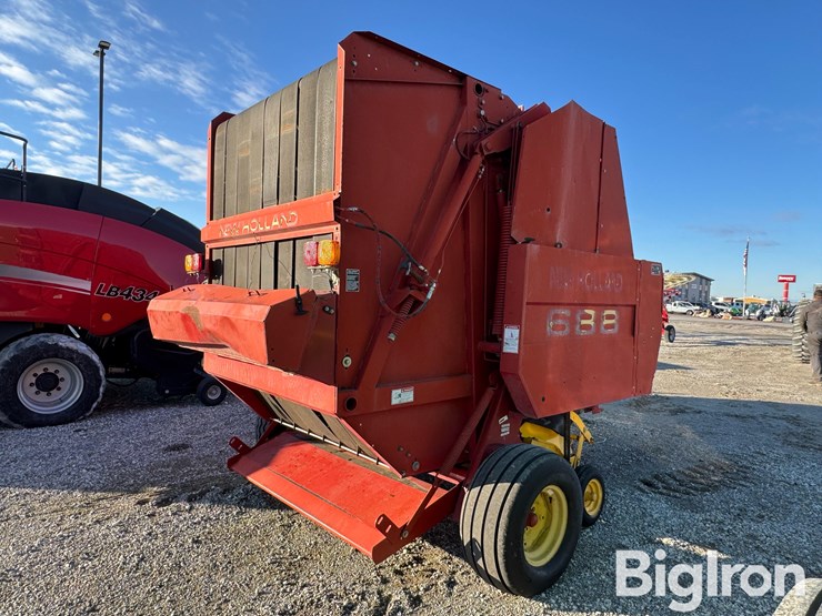 new-holland-688-image-5