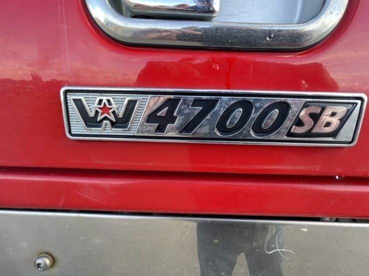 2014-western-star-4700sb-image-62