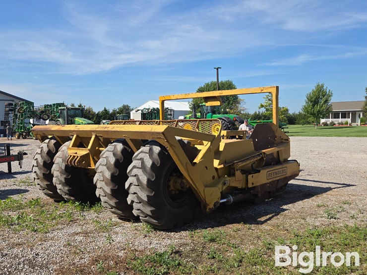 reynolds-17cs12-image-5