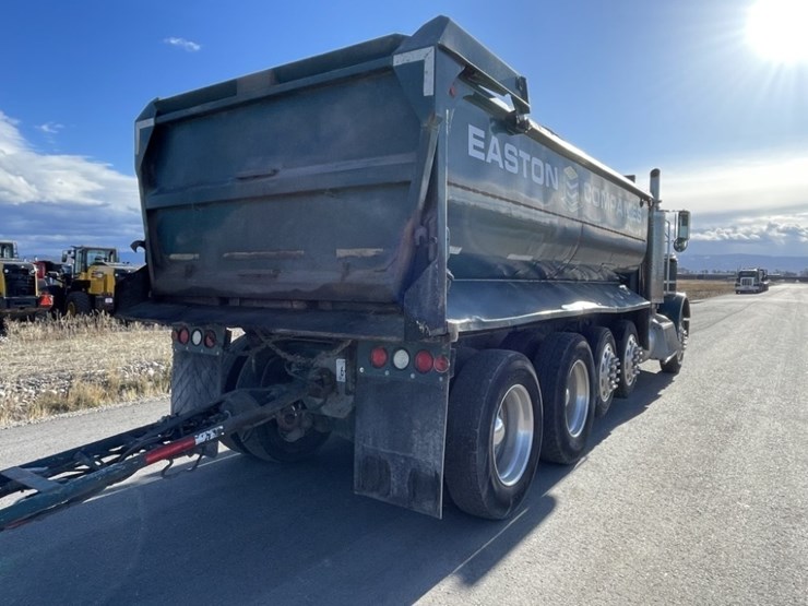 1998-peterbilt-379-image-8