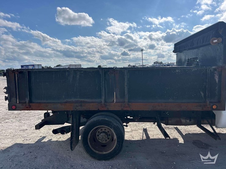 2013-ford-f450-image-22