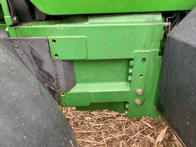 john-deere-8300-image-30