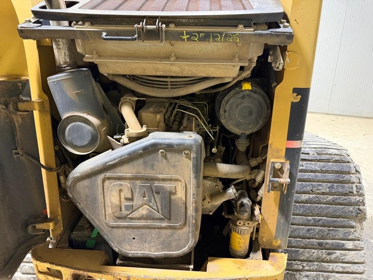 caterpillar-267b-image-17