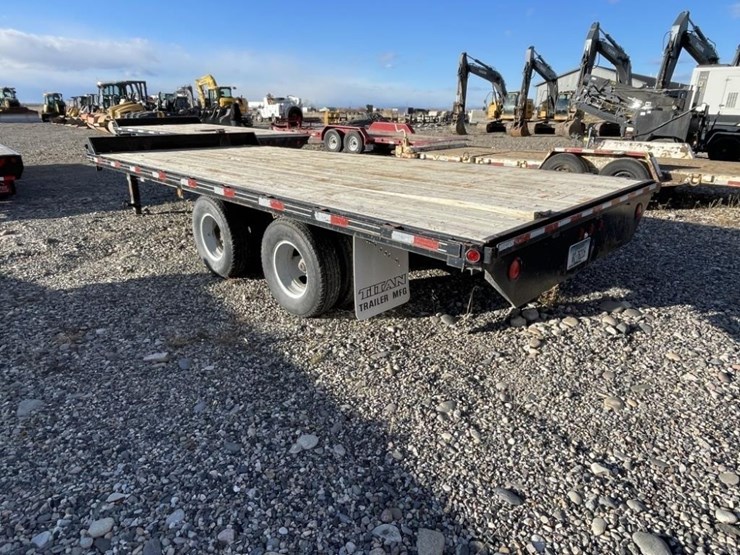 titan-trailer-image-2