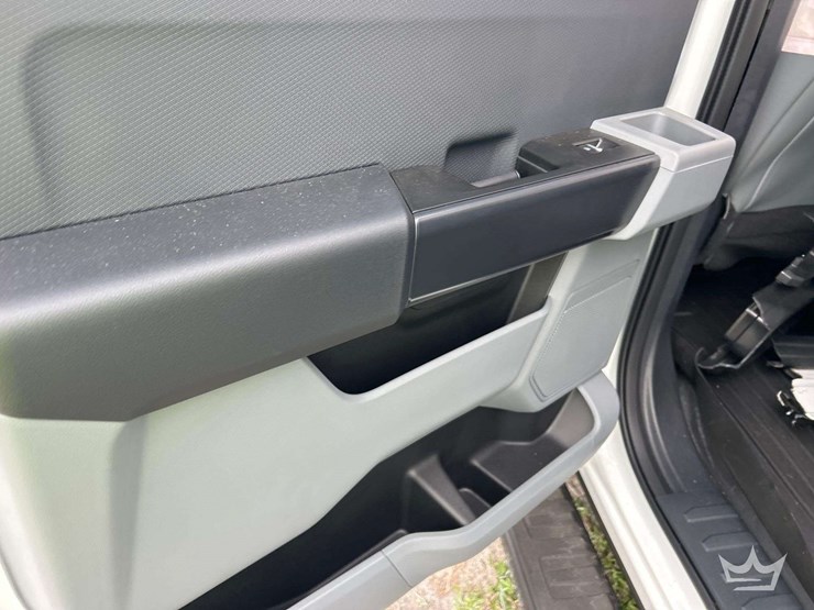 2023-ford-f150-image-19