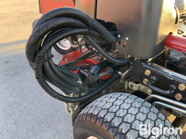 toro-groundsmaster-3500d-image-14