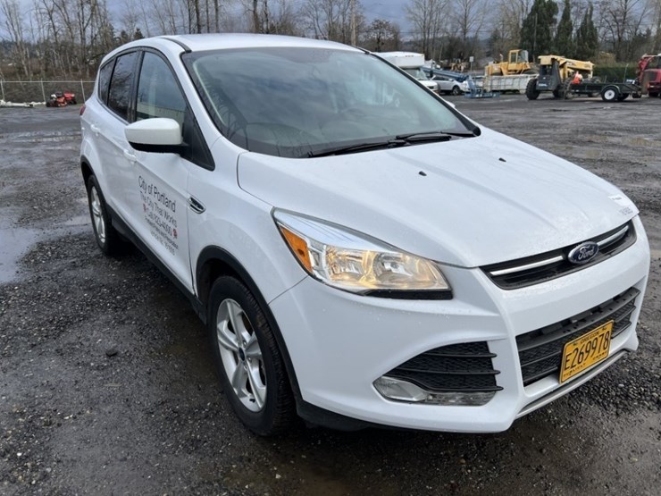 2016-ford-escape-image-2
