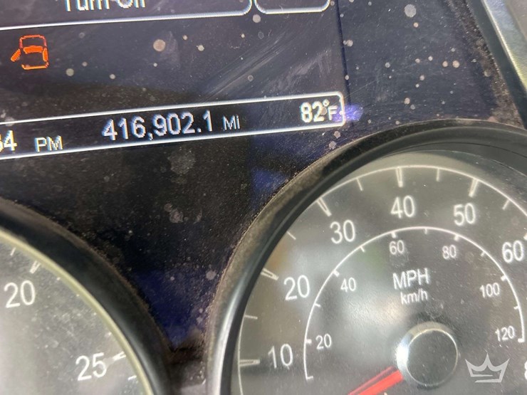 2015-peterbilt-579-image-6