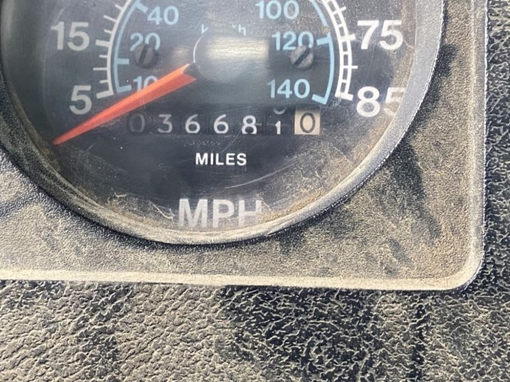 1988-international-s2600-image-21