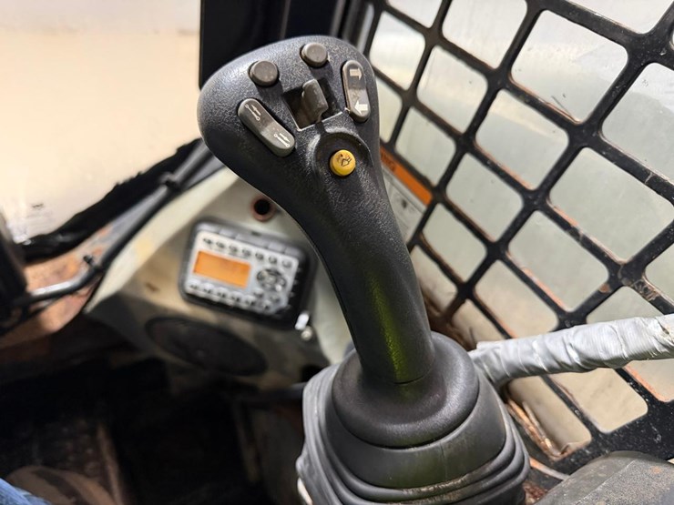 bobcat-s650-image-21