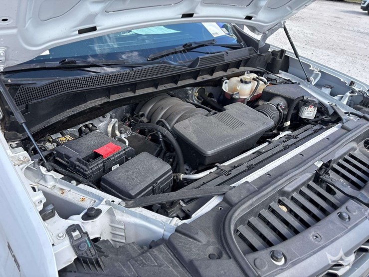 2022-chevrolet-1500-image-11