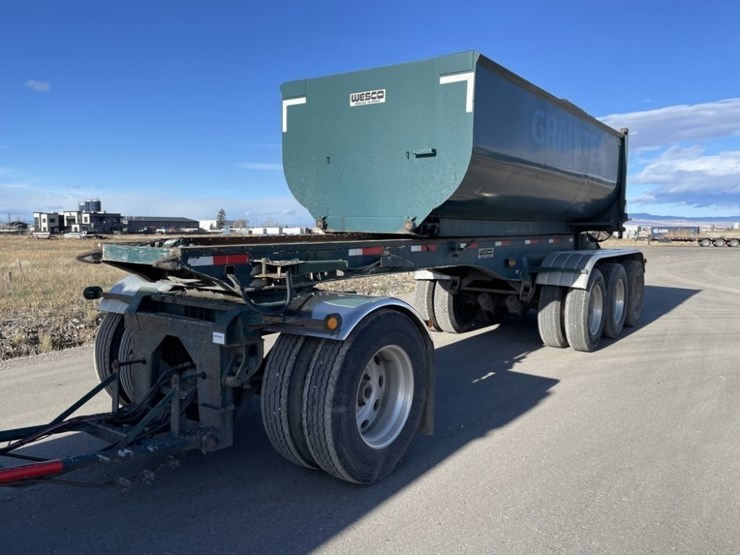 1998-peterbilt-379-image-55